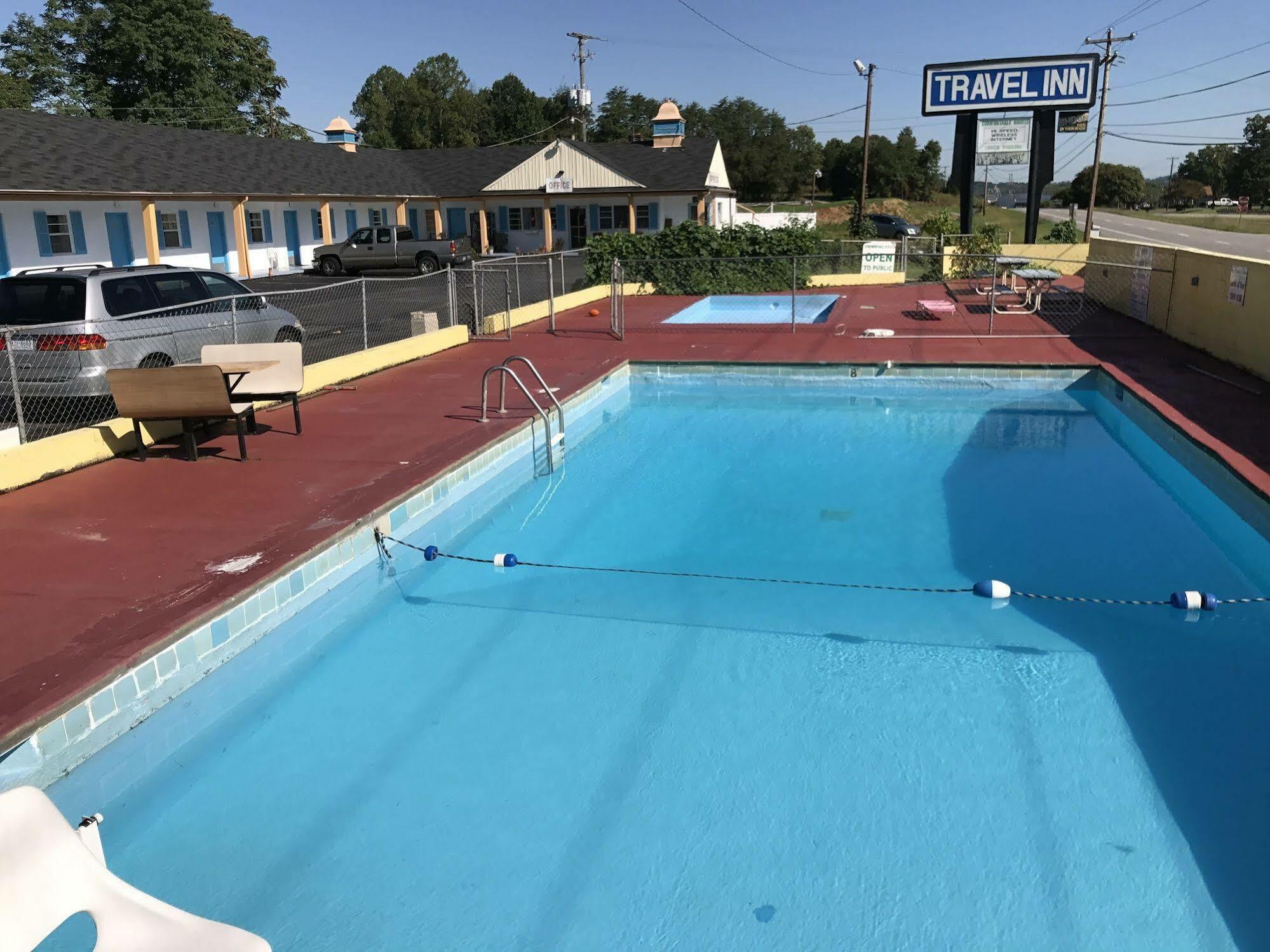 Travel Inn Martinsville Eksteriør bilde